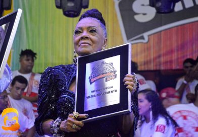 Vilma Nascimento, a eterna Cisne da Passarela, é nomeada presidente de honra da Portela