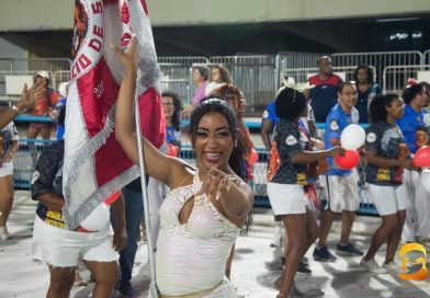 União de Jacarepaguá tem nova primeira porta-bandeira